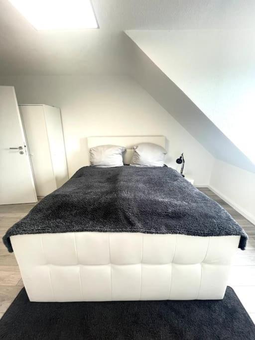 Sonnenglanz Wohnung Auf Der Vierten Duisburg Dış mekan fotoğraf